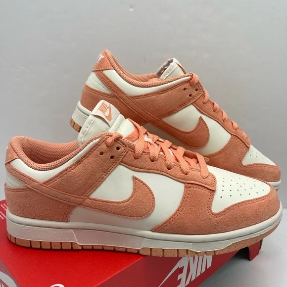 NIKE WMNS DUNK LOW SOFT PEARL/APRICOT AGATE-WHITE
 Athletic Sneakers - Picture 6 of 16